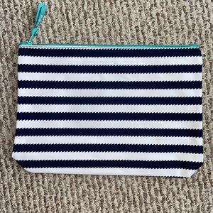 NEW Thirty One Large Navy and White Zipper Pouch